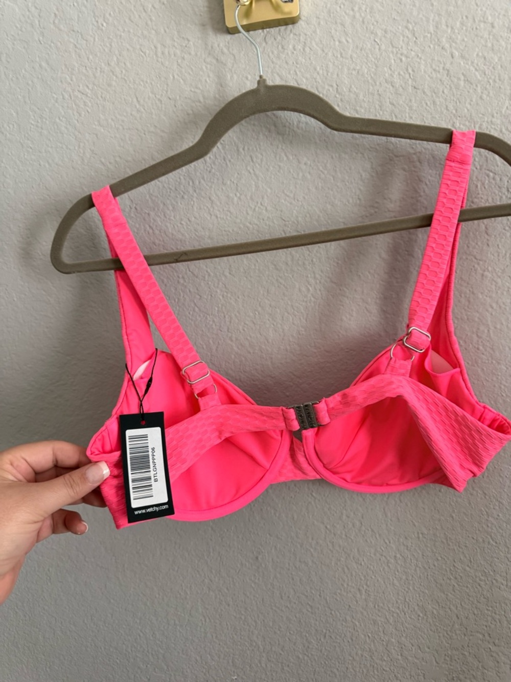 NWT Vetchy Laguna Pink Textured Bikini Set Underwire High Cut XXL - Picture 3 of 5